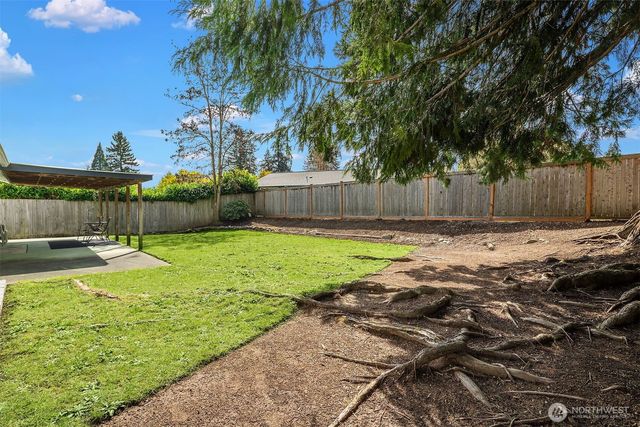 1067 Anacortes Avenue NE, Renton, WA 98059