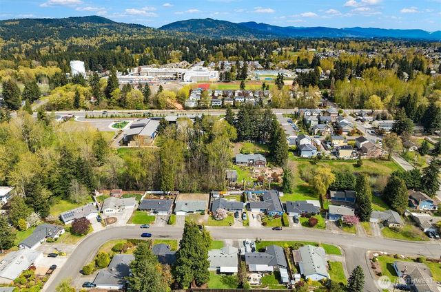 1067 Anacortes Avenue NE, Renton, WA 98059