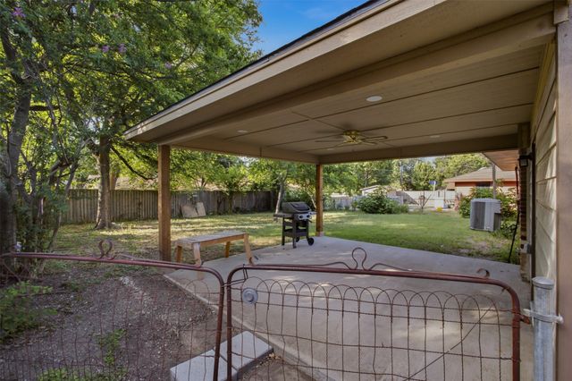 4577 Bonanza Lane, Dallas, TX 75211