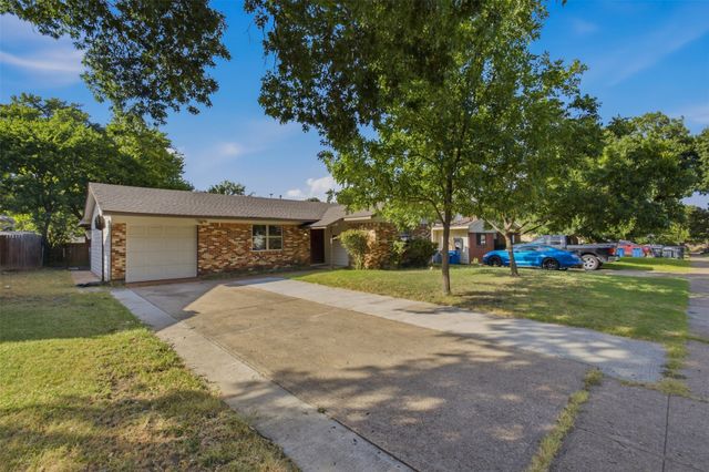 4577 Bonanza Lane, Dallas, TX 75211