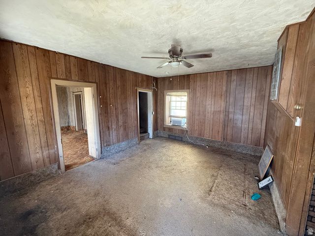 110 W CLARK ST, Grantsville, UT 84029