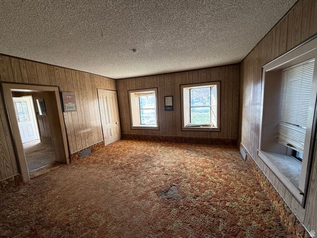 110 W CLARK ST, Grantsville, UT 84029