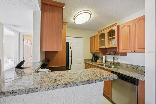 455 ALT 19 S 42, Palm Harbor, FL 34683