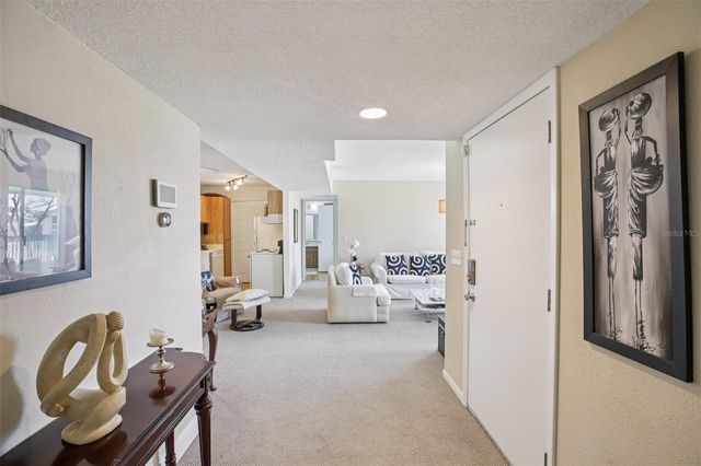 455 ALT 19 S 42, Palm Harbor, FL 34683