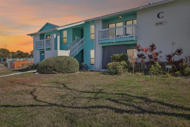 455 ALT 19 S 42, Palm Harbor, FL 34683