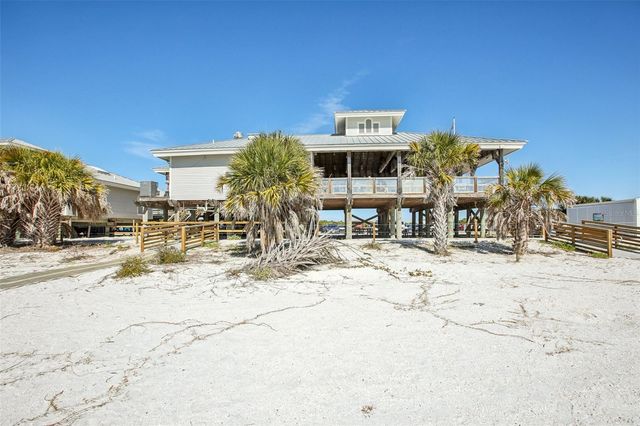 455 ALT 19 S 42, Palm Harbor, FL 34683