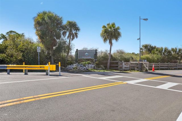 455 ALT 19 S 42, Palm Harbor, FL 34683