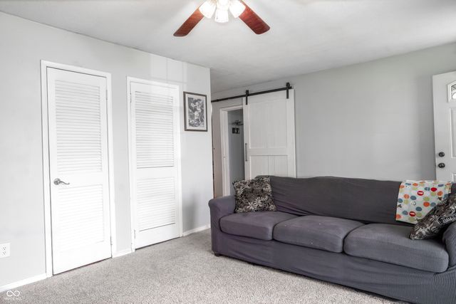 8203 Railroad Road, Indianapolis, IN 46217