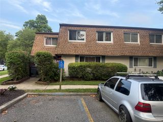 78 Feller Drive, Central Islip, NY 11722