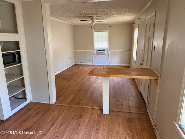 333 Creston Avenue, Jackson, MS 39212