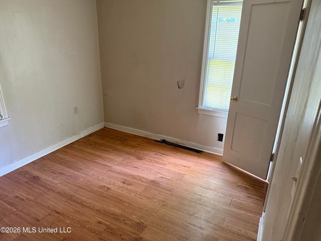 333 Creston Avenue, Jackson, MS 39212