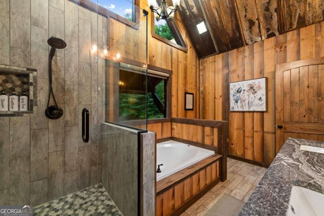 12 Heights Overlook, Cherry Log, GA 30522