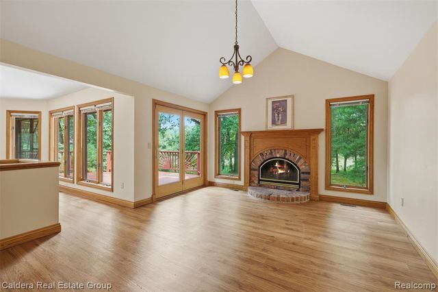 8636 Hidden Lake Drive, Howell, MI 48855