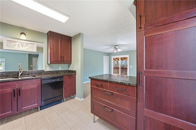 204 Hillcrest Ridge, Canton, GA 30115