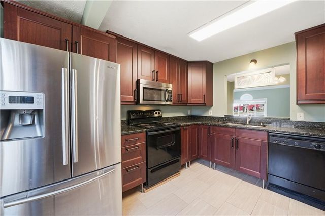 204 Hillcrest Ridge, Canton, GA 30115