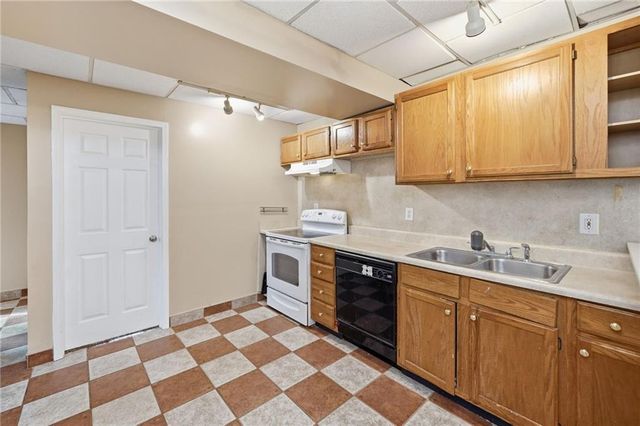 204 Hillcrest Ridge, Canton, GA 30115