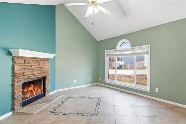 204 Hillcrest Ridge, Canton, GA 30115