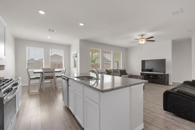 1711 Stonefield Drive, Anna, TX 75409