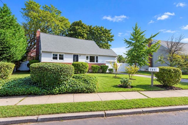 741 Bellmore Road, North Bellmore, NY 11710
