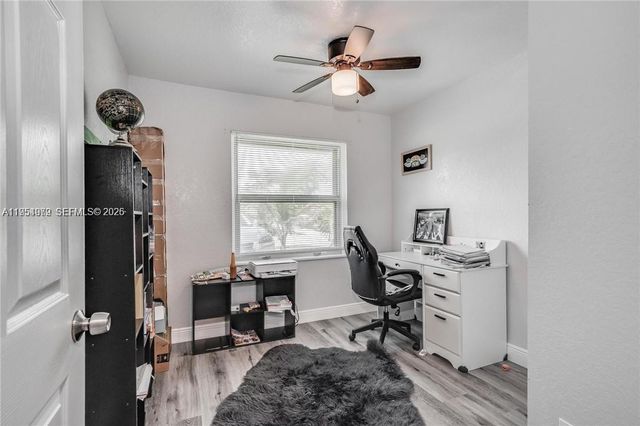 4542 SW 25th Ave 1, Dania Beach, FL 33312