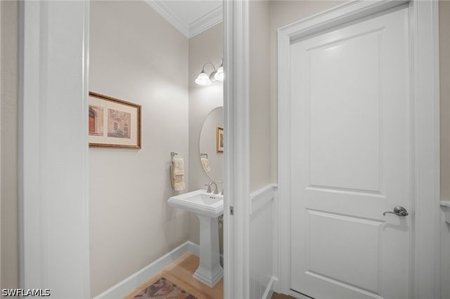 8735 Cavano ST E, Naples, FL 34119