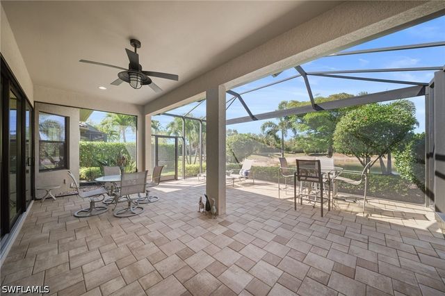 8735 Cavano ST E, Naples, FL 34119