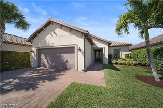 8735 Cavano ST E, Naples, FL 34119