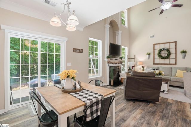 305 Horsepen Way, Simpsonville, SC 29681