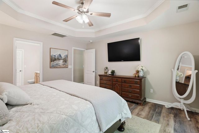 305 Horsepen Way, Simpsonville, SC 29681