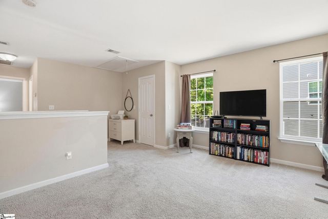 305 Horsepen Way, Simpsonville, SC 29681