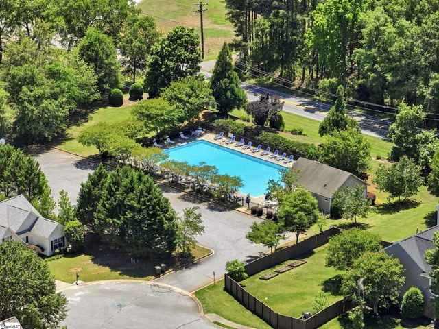 305 Horsepen Way, Simpsonville, SC 29681