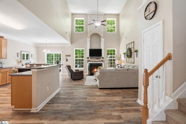 305 Horsepen Way, Simpsonville, SC 29681