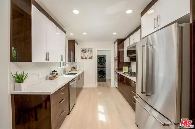 5628 Ponce Avenue, Woodland Hills, CA 91367