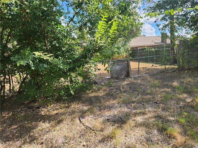 1801 Langford Street, College Station, TX 77840