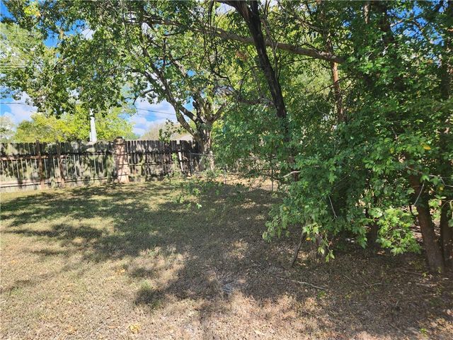 1801 Langford Street, College Station, TX 77840