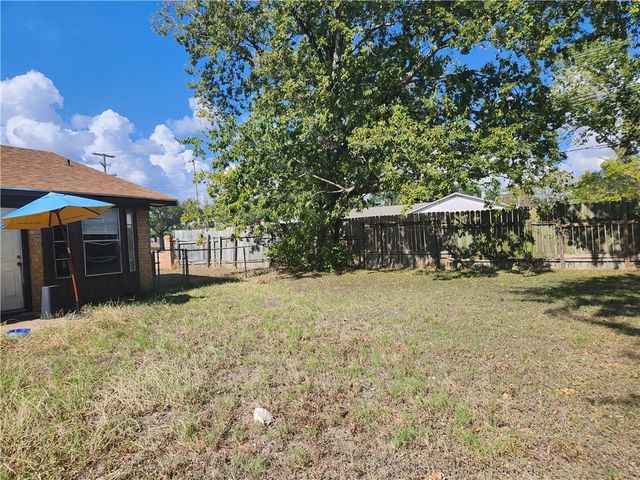 1801 Langford Street, College Station, TX 77840