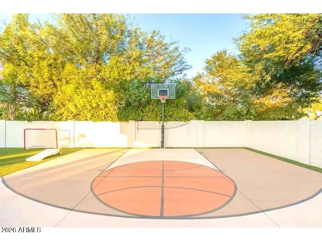 2814 E EVANS Drive, Phoenix, AZ 85032