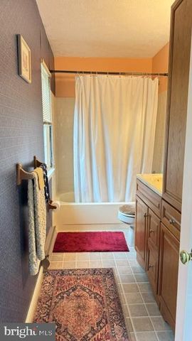 1740 FAIRMOUNT RD, Hampstead, MD 21074