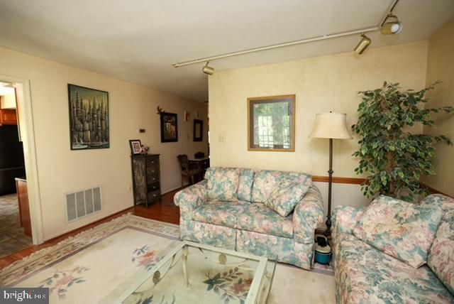 1740 FAIRMOUNT RD, Hampstead, MD 21074