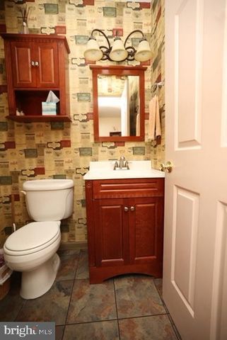 1740 FAIRMOUNT RD, Hampstead, MD 21074
