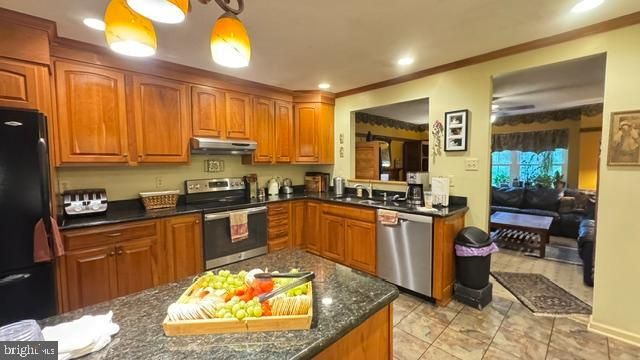 1740 FAIRMOUNT RD, Hampstead, MD 21074