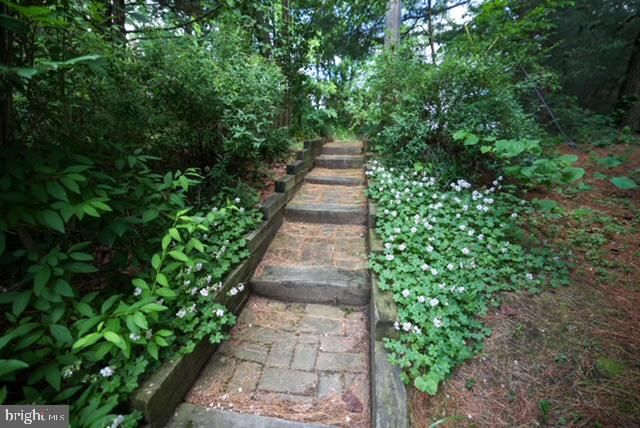 1740 FAIRMOUNT RD, Hampstead, MD 21074