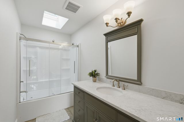 25 Charter Oak Drive, Cheshire, CT 06410