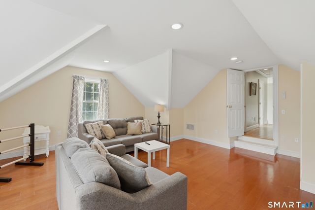 25 Charter Oak Drive, Cheshire, CT 06410