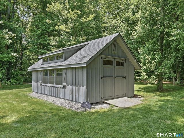 25 Charter Oak Drive, Cheshire, CT 06410