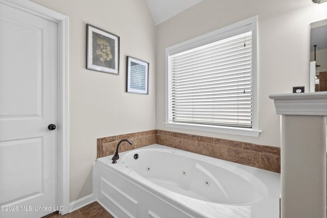 3746 W Mitchells Corner Road, Olive Branch, MS 38654