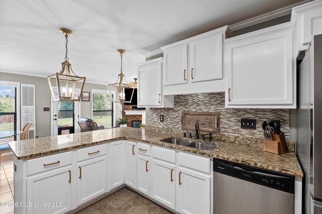 3746 W Mitchells Corner Road, Olive Branch, MS 38654