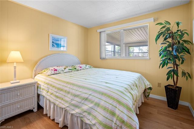 5751 Hyacinth RD, Venice, FL 34293