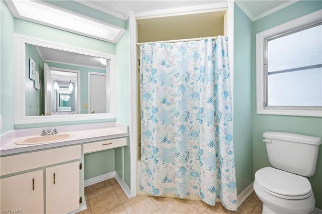 5751 Hyacinth RD, Venice, FL 34293