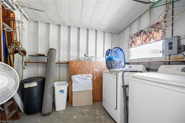 5751 Hyacinth RD, Venice, FL 34293